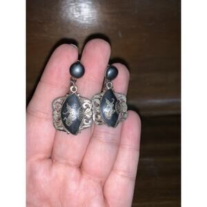 Vintage Artisan Sterling Silver Siam Dancer Screw back Earrings